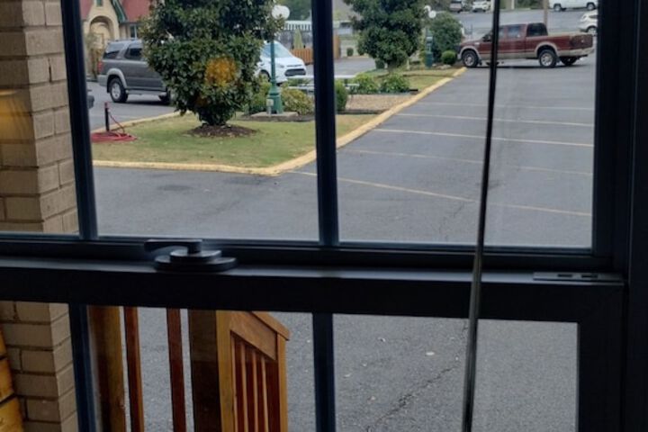 Hotel Exterior 208 of 211