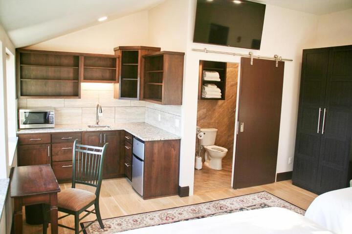 Iron Springs Luxury Lodge & Spa