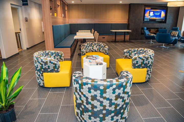 Microtel Inn & Suites by Wyndham Carlisle
