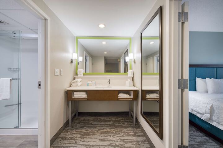 Room 58 of 106