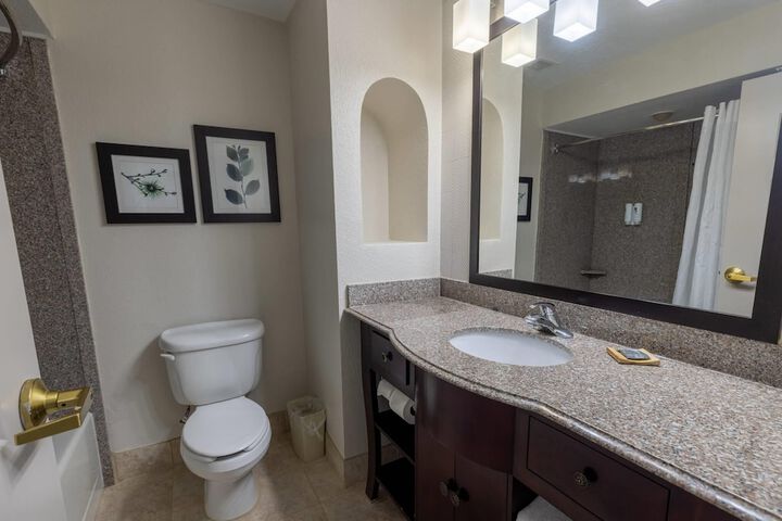 Country Inn & Suites by Radisson St. Petersburg - Clearwater, FL