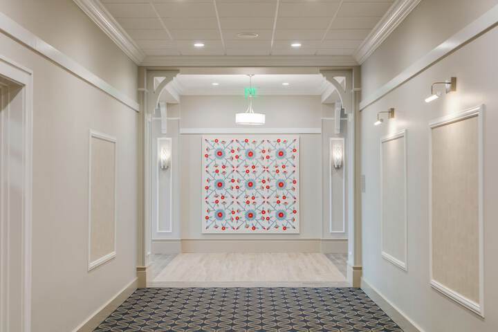 Ballroom/Hall 30 of 35