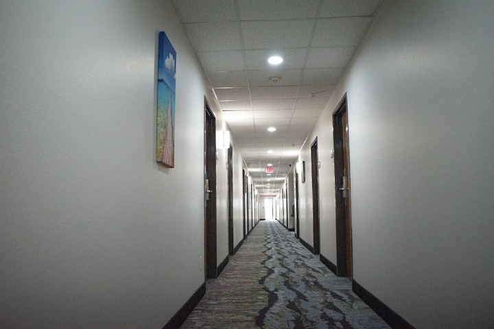Ballroom/Hall 42 of 44