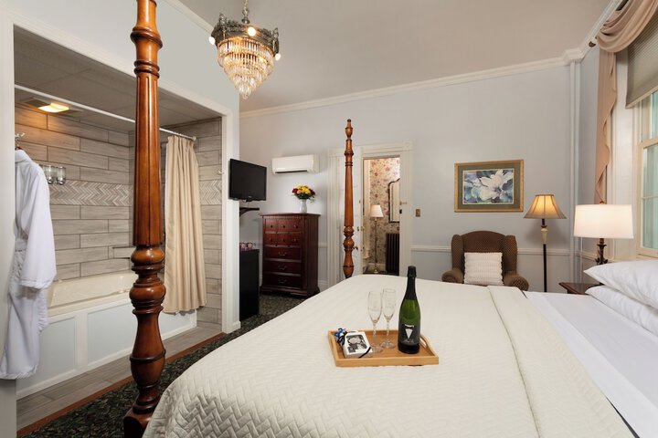 Room 28 of 55