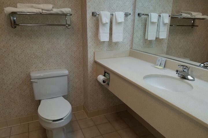 Room 12 of 15