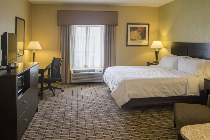 Room 21 of 39