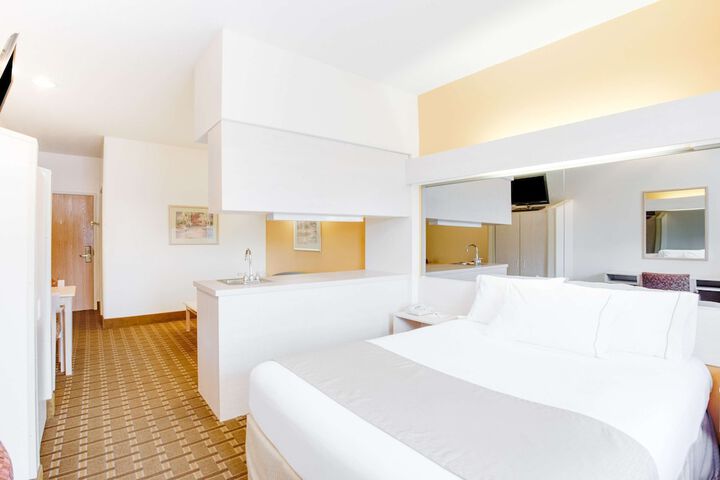 SureStay Hotel by Best Western Christiansburg Blacksburg
