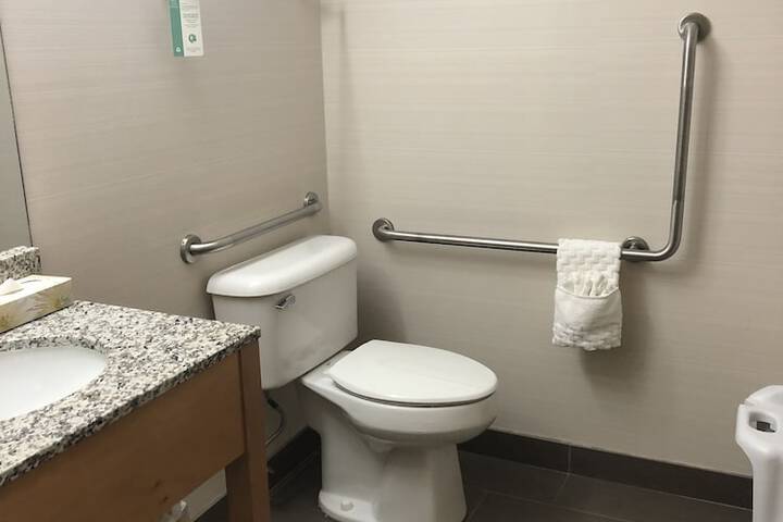 Best Western Grande Prairie Hotel & Suites
