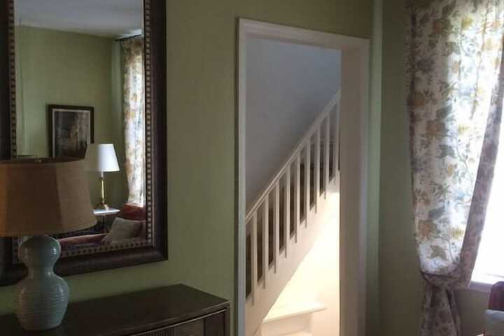 Room 211 of 238