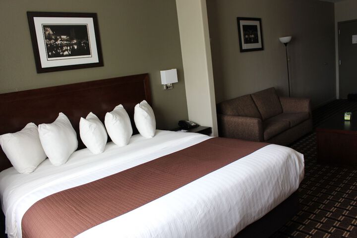 Room 25 of 65