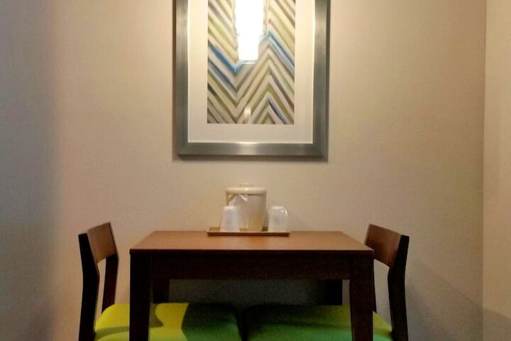 Room 26 of 43