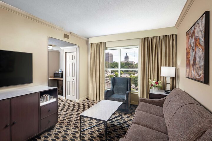 Hilton Columbia Center