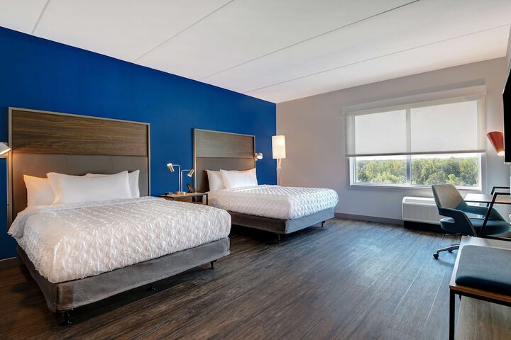 Room 12 of 41