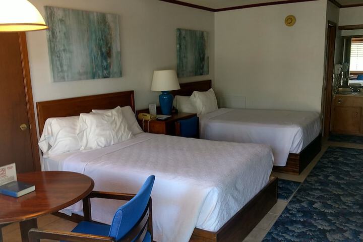 Room 15 of 66