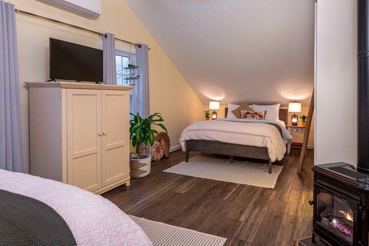 Room 8 of 39