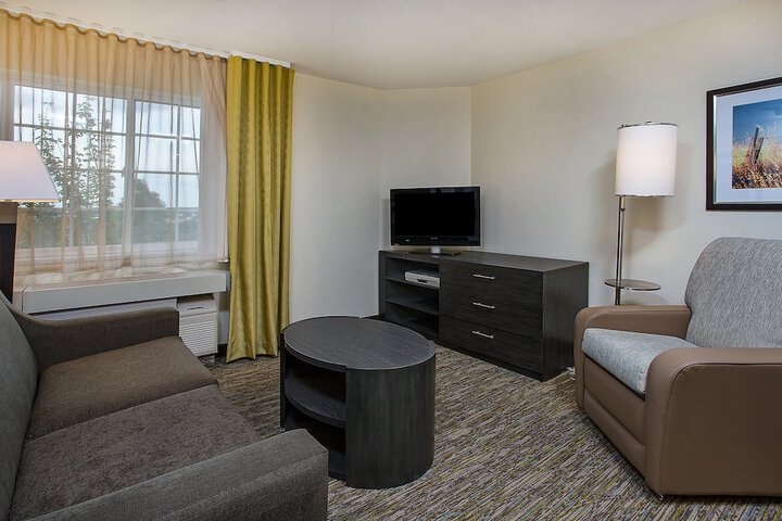 Room 19 of 34