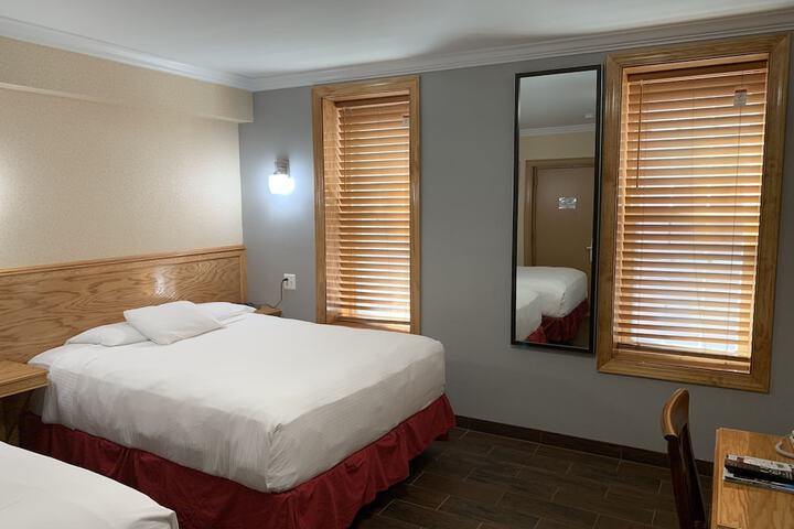 Room 18 of 21