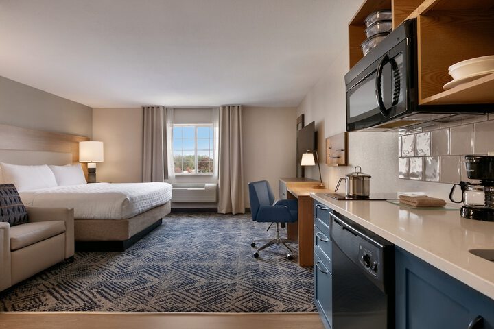 Room 13 of 41