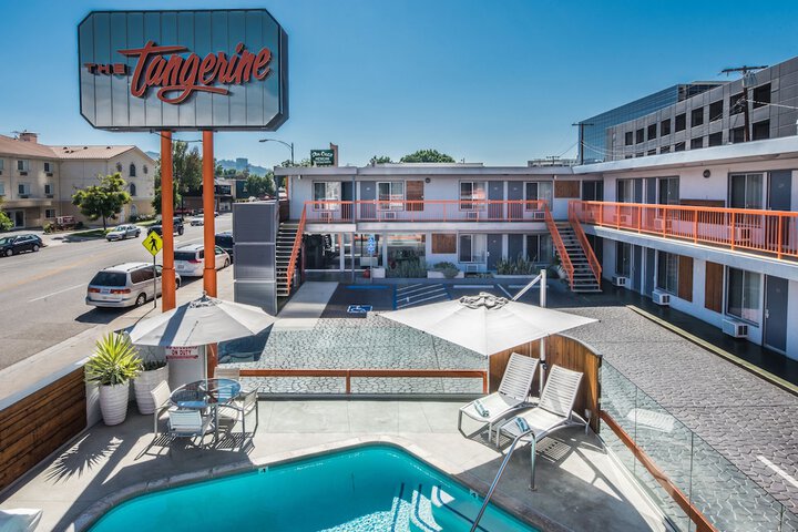 The Tangerine - a Burbank Hotel