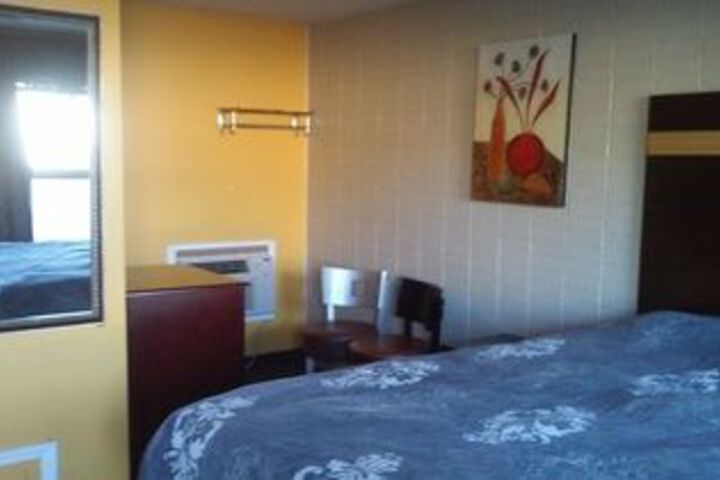 Motown Inn & Suites