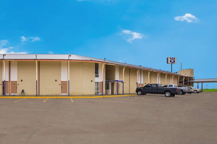 Hotel 3 of 69
