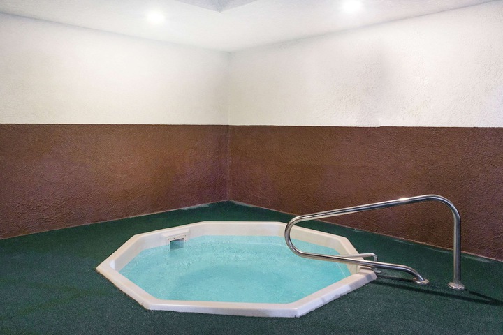 Pool 3 of 27