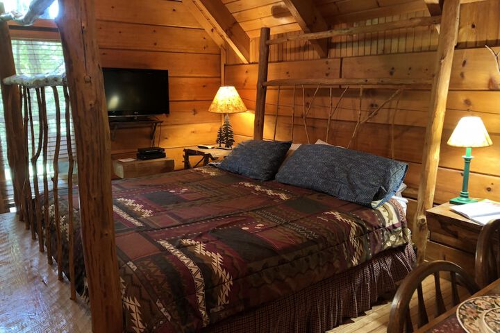 Room 32 of 59