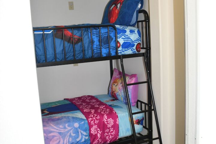 Room 46 of 63
