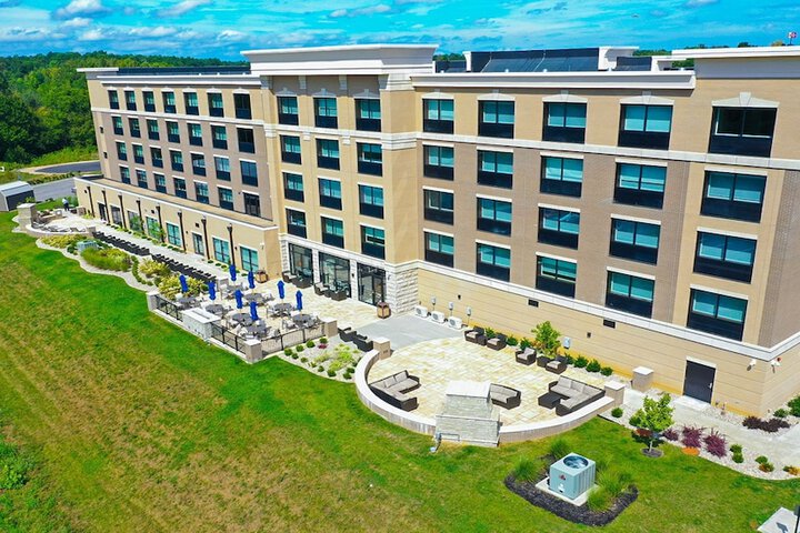 Hotel 3 of 32