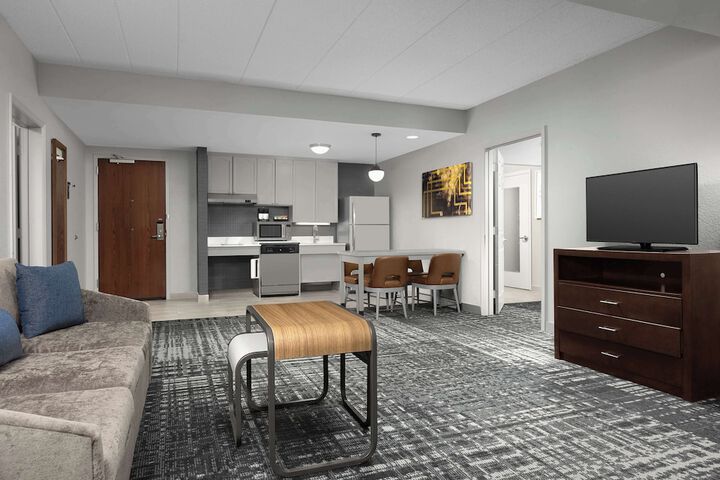 Room 26 of 48