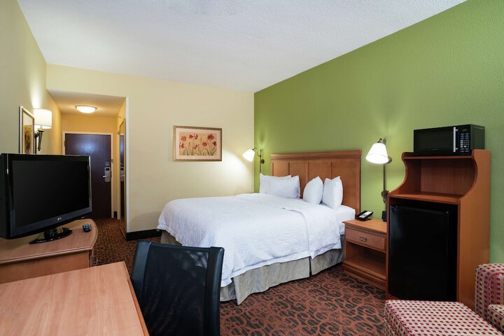 Room 14 of 29