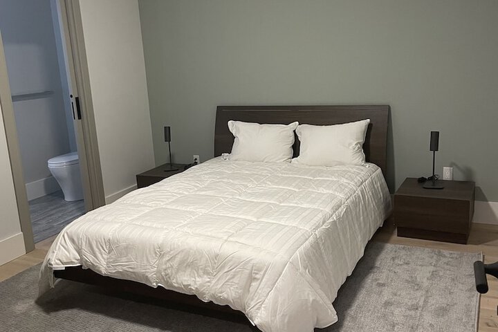 Room 47 of 109