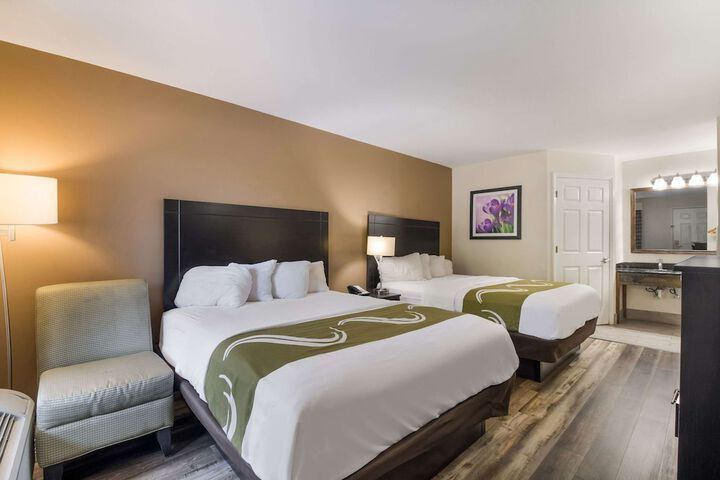 Room 21 of 31