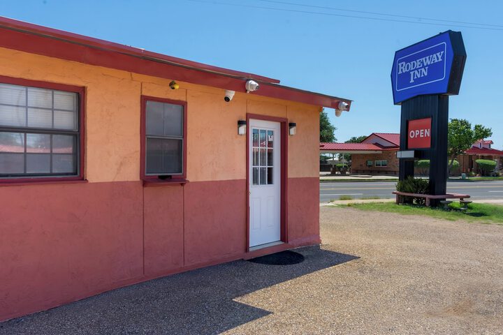 Rodeway Inn