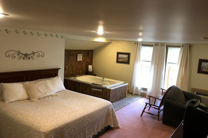 Room 54 of 68