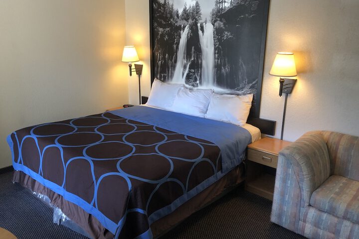 Room 35 of 40