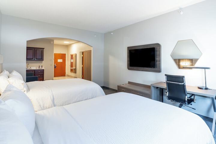 Holiday Inn Express Hotel & Suites ANDERSON NORTH by IHG