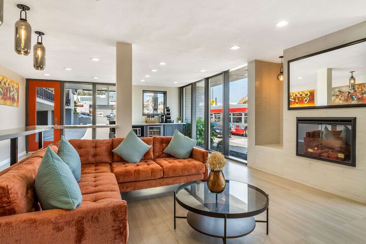 Hotel Interior 14 of 36