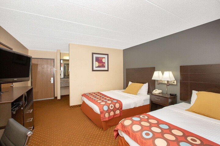 Room 22 of 25