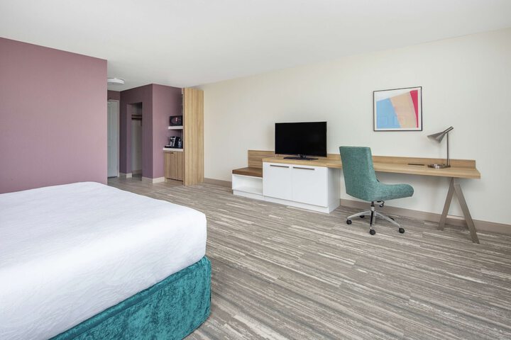 Room 20 of 33