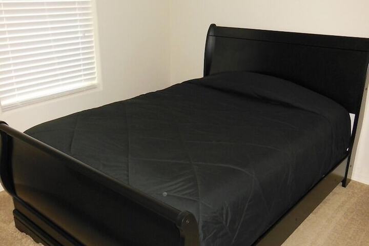 Room 13 of 24