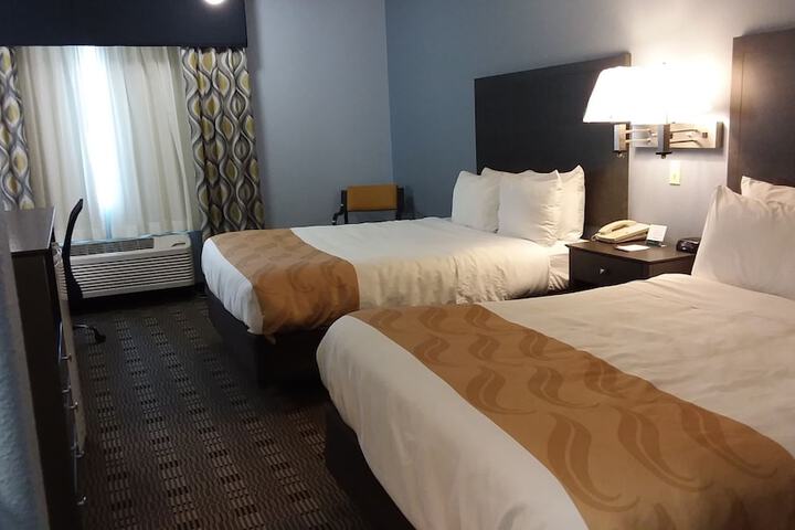 Room 26 of 38