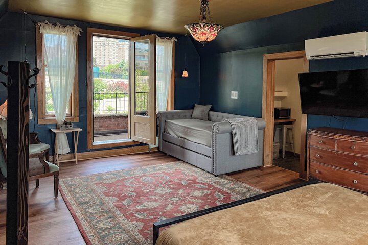 Room 41 of 62