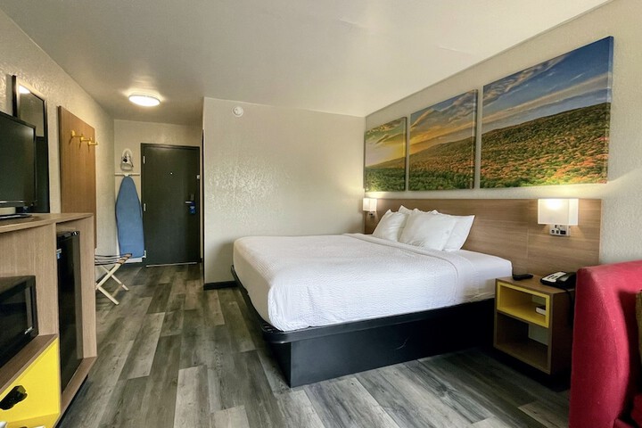 Room 5 of 29