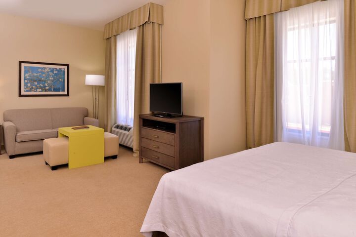 Room 36 of 80