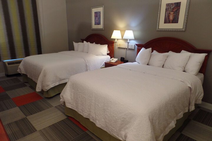 Room 25 of 35