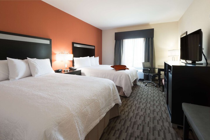 Room 15 of 34