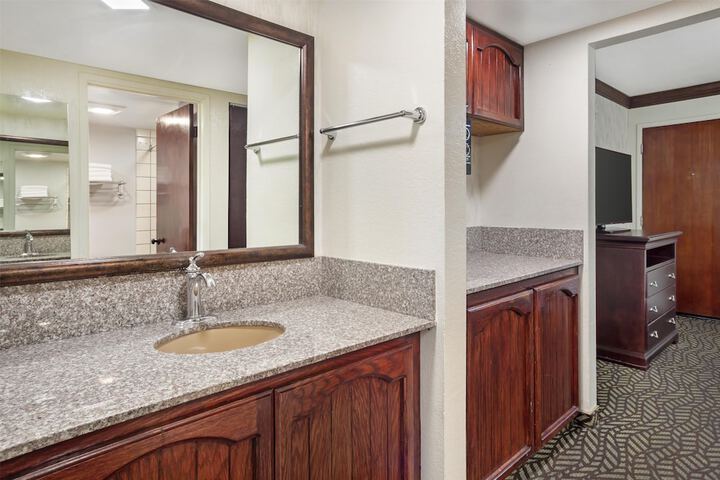Best Western Plus Yosemite Gateway Inn