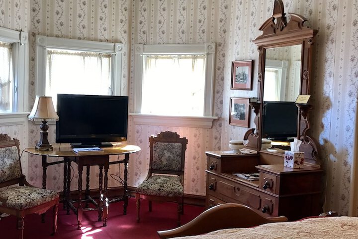 Room 16 of 26