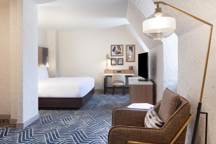 Hotel Royer Urbana Champaign Tapestry Collection by Hilton